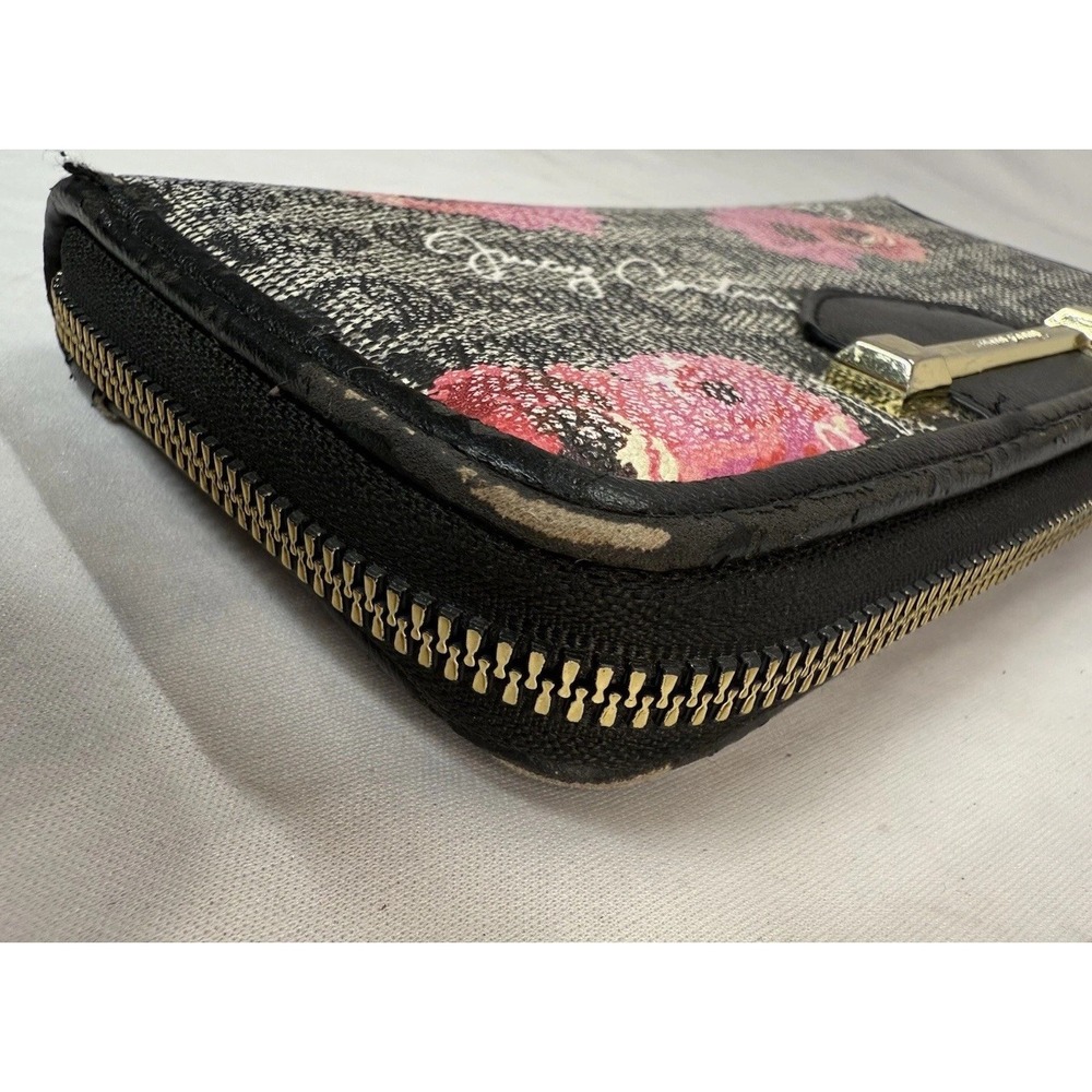 Juicy Couture PETAL STAT Black & Grey Word on the Street Zip Up Wallet - Picture 5 of 13